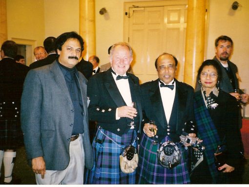 Dr. & Mrs. V.H. Oswal at the Joint International Laser Conference, Scotland, Sep. 2003