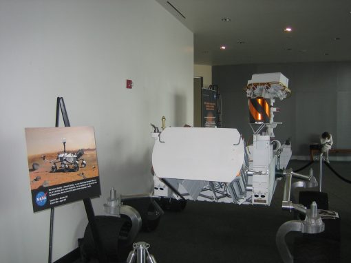Curiosity rover model from the rear