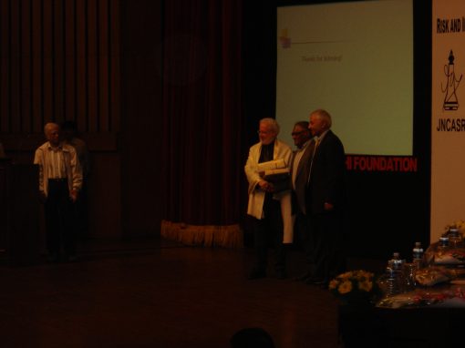 Professor Heeger with C.N.R. Rao in the J.N. Tata Auditorium during the 10th Rajiv Gandhi Science & Technology Lecture